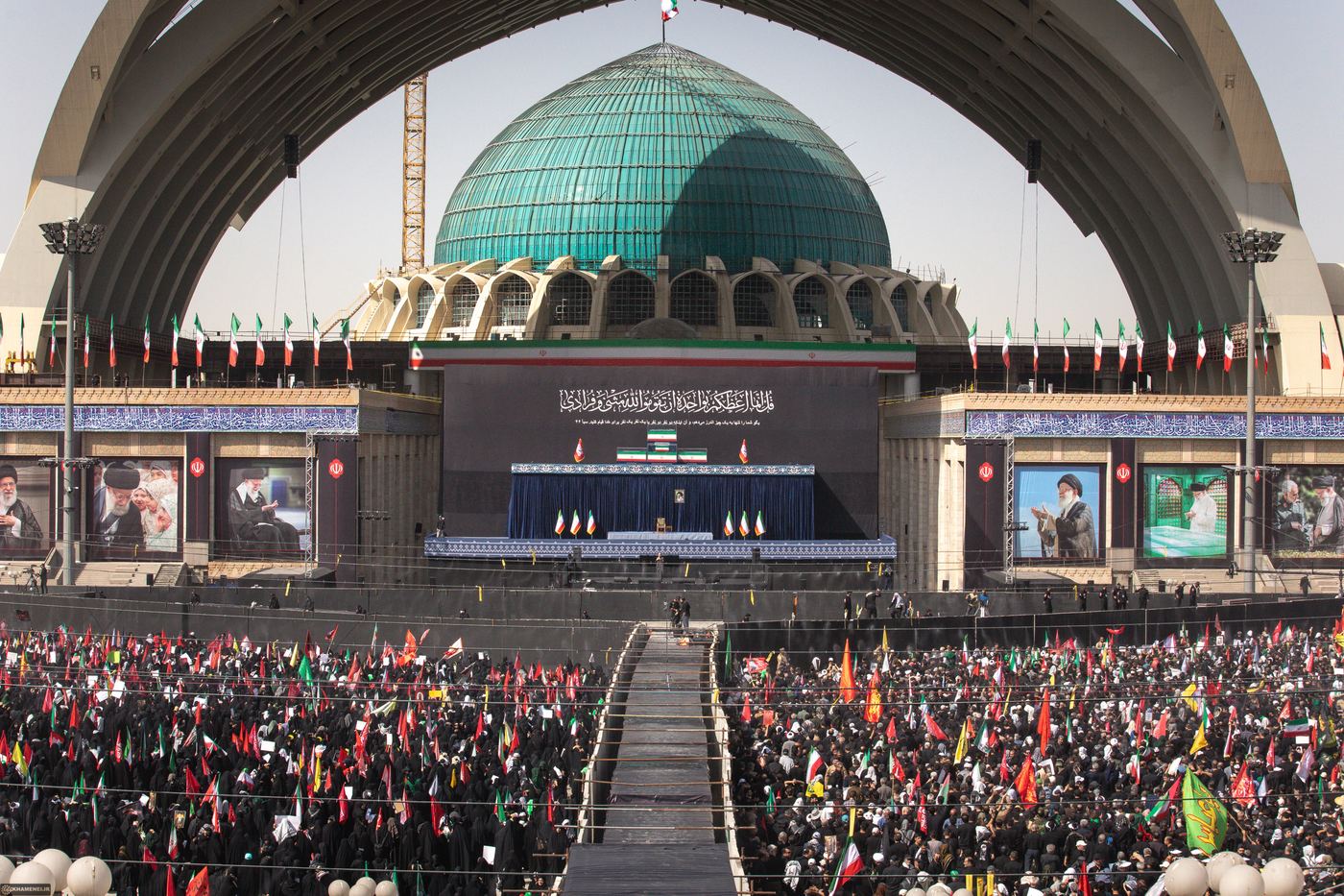 Mass crowd at the shrine